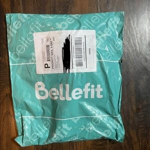BNWT Belle Fit Postpartum Corset